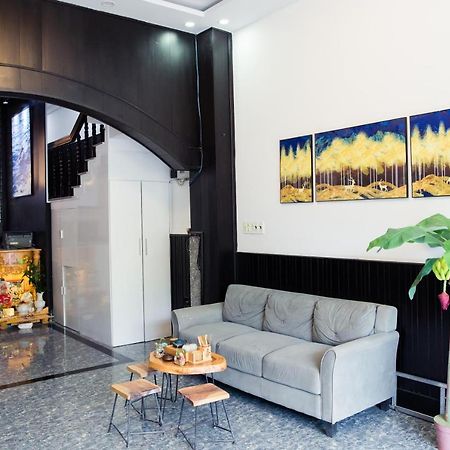 Lalaland Hostel Quy Nhon Bagian luar foto