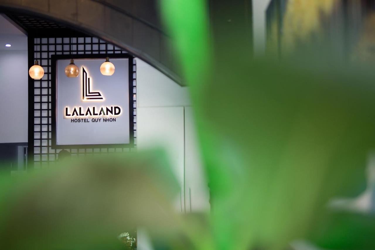 Lalaland Hostel Quy Nhon Bagian luar foto