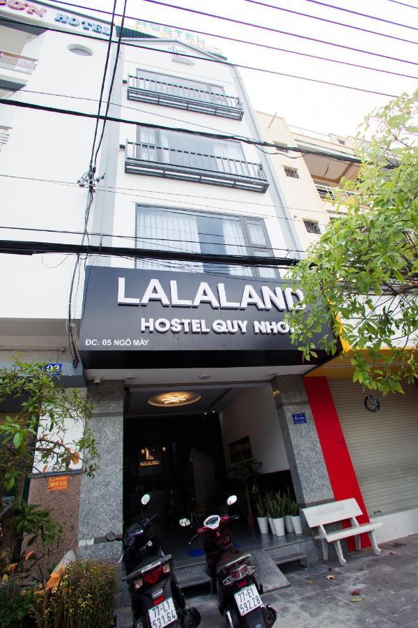 Lalaland Hostel Quy Nhon Bagian luar foto