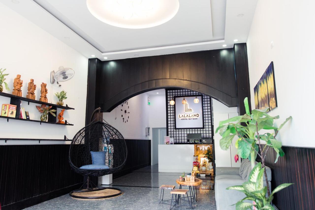 Lalaland Hostel Quy Nhon Bagian luar foto