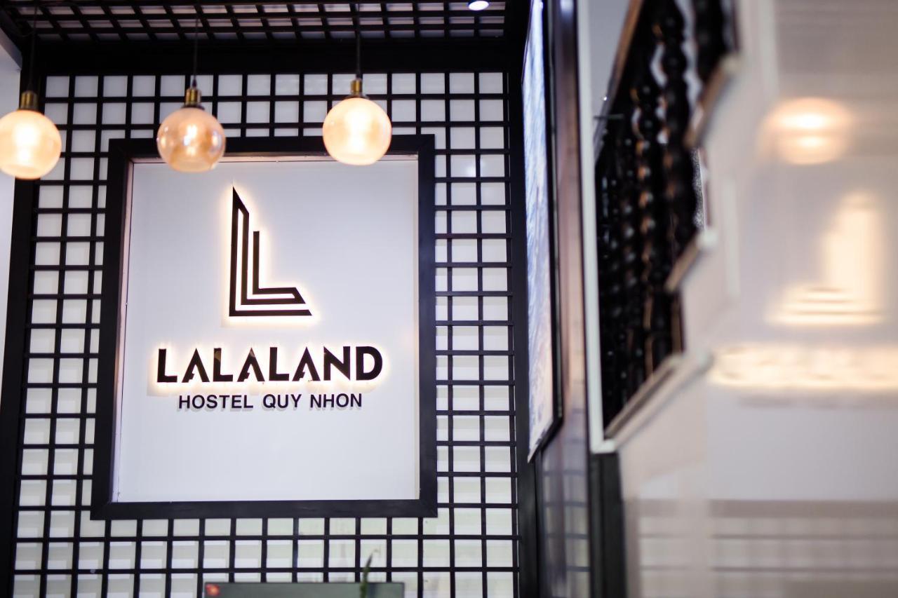 Lalaland Hostel Quy Nhon Bagian luar foto