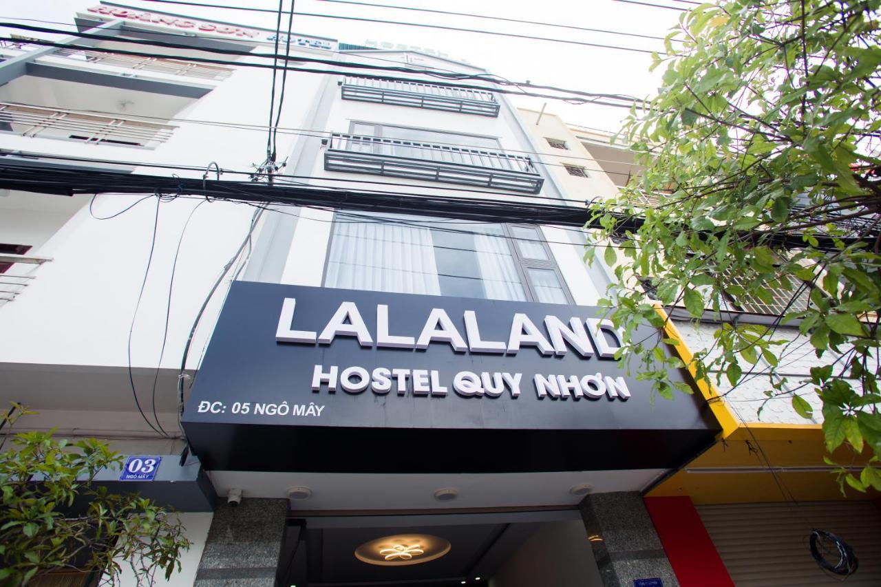 Lalaland Hostel Quy Nhon Bagian luar foto